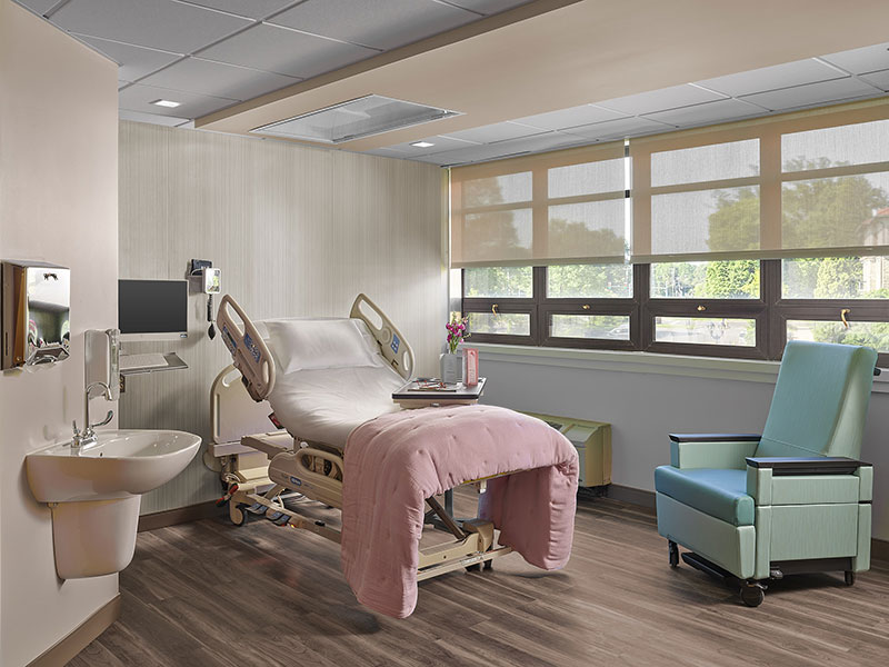 Holy Redeemer Hospital South Wing patient room
